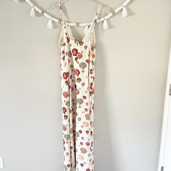 L'AGENCE Sachi Seashell Maxi Dress - Picture 6 of 6